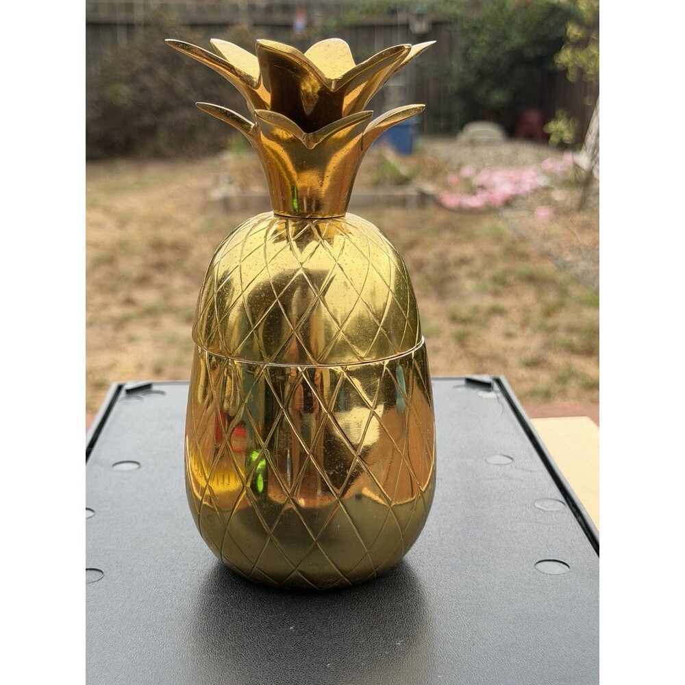 Vintage Charlotte, Brass Pineapple Container, Ice Bucket ￼